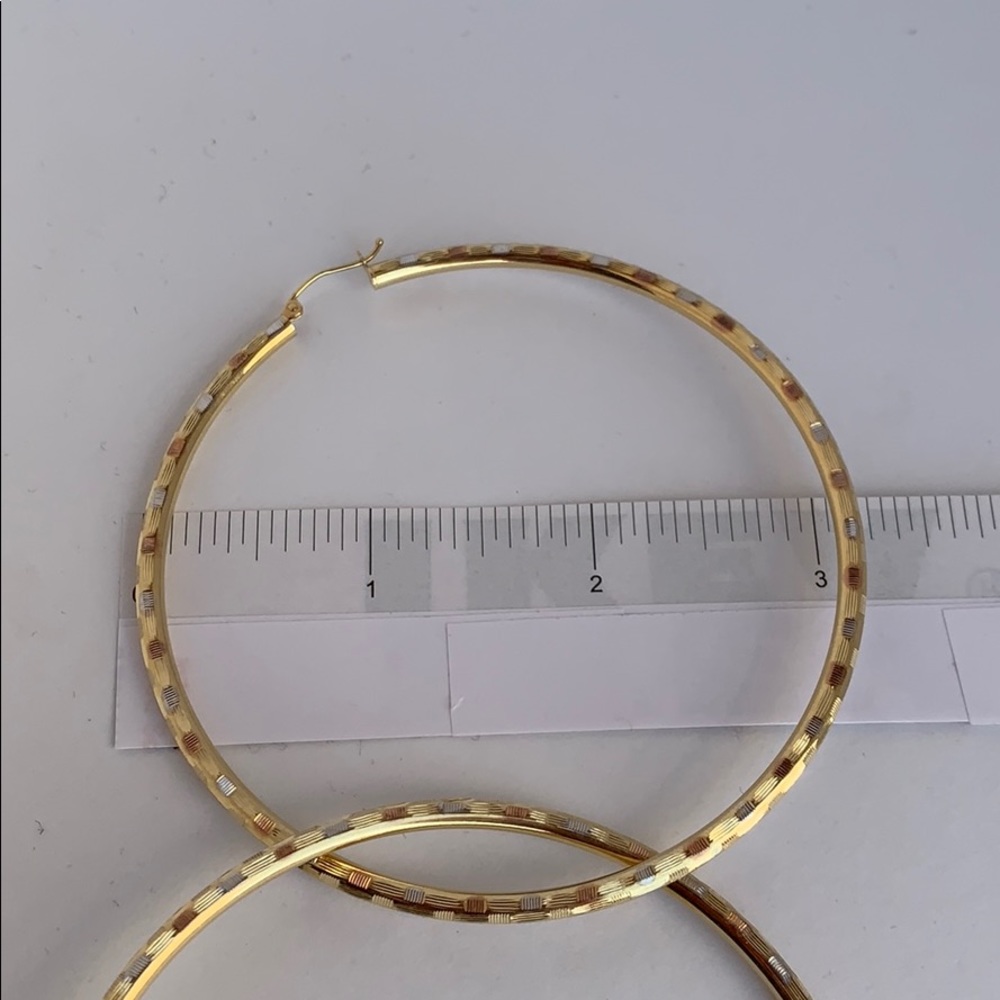 New 14k Tri color Gold 2 3/4” inches 3mm Hoop Earring - Picture 2 of 8